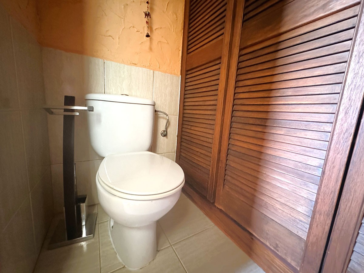 Resale - 5 Bedroom 3 Bathroom Villa in Orihuela Costa - La Zenia - Alicante Resale - 5 Bedroom 3 Bathroom Villa in Orihuela Costa - La Zenia - Alicante