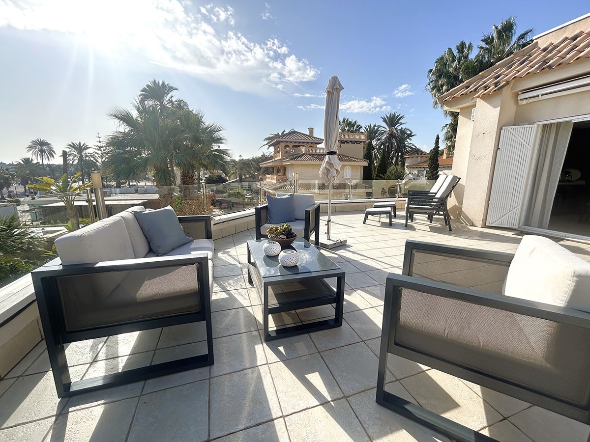 Sold - 6 Bedroom 4 Bathroom Villa in Orihuela Costa - La Zenia - Alicante Sold - 6 Bedroom 4 Bathroom Villa in Orihuela Costa - La Zenia - Alicante
