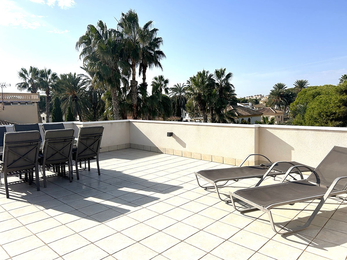 Sold - 6 Bedroom 4 Bathroom Villa in Orihuela Costa - La Zenia - Alicante Sold - 6 Bedroom 4 Bathroom Villa in Orihuela Costa - La Zenia - Alicante