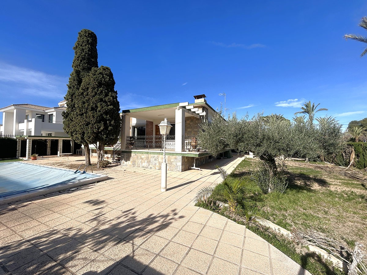 Sold - 4 Bedroom 2 Bathroom Villa in Orihuela Costa - Cabo Roig - Alicante Sold - 4 Bedroom 2 Bathroom Villa in Orihuela Costa - Cabo Roig - Alicante