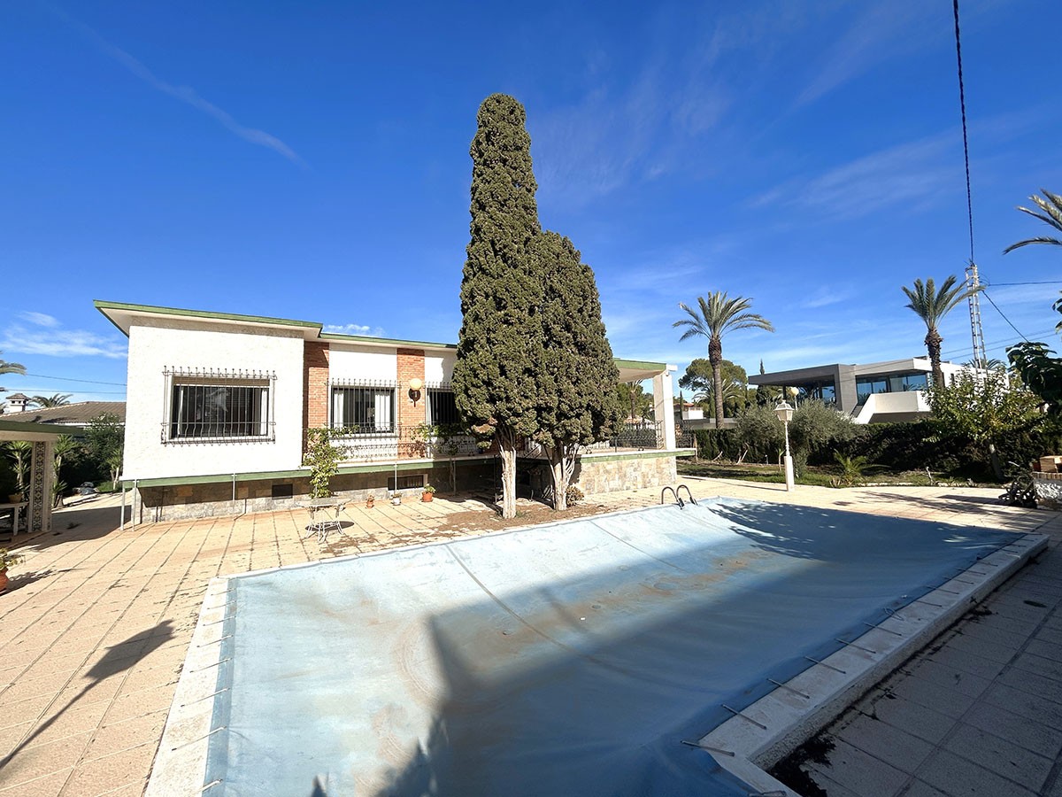Sold - 4 Bedroom 2 Bathroom Villa in Orihuela Costa - Cabo Roig - Alicante Sold - 4 Bedroom 2 Bathroom Villa in Orihuela Costa - Cabo Roig - Alicante