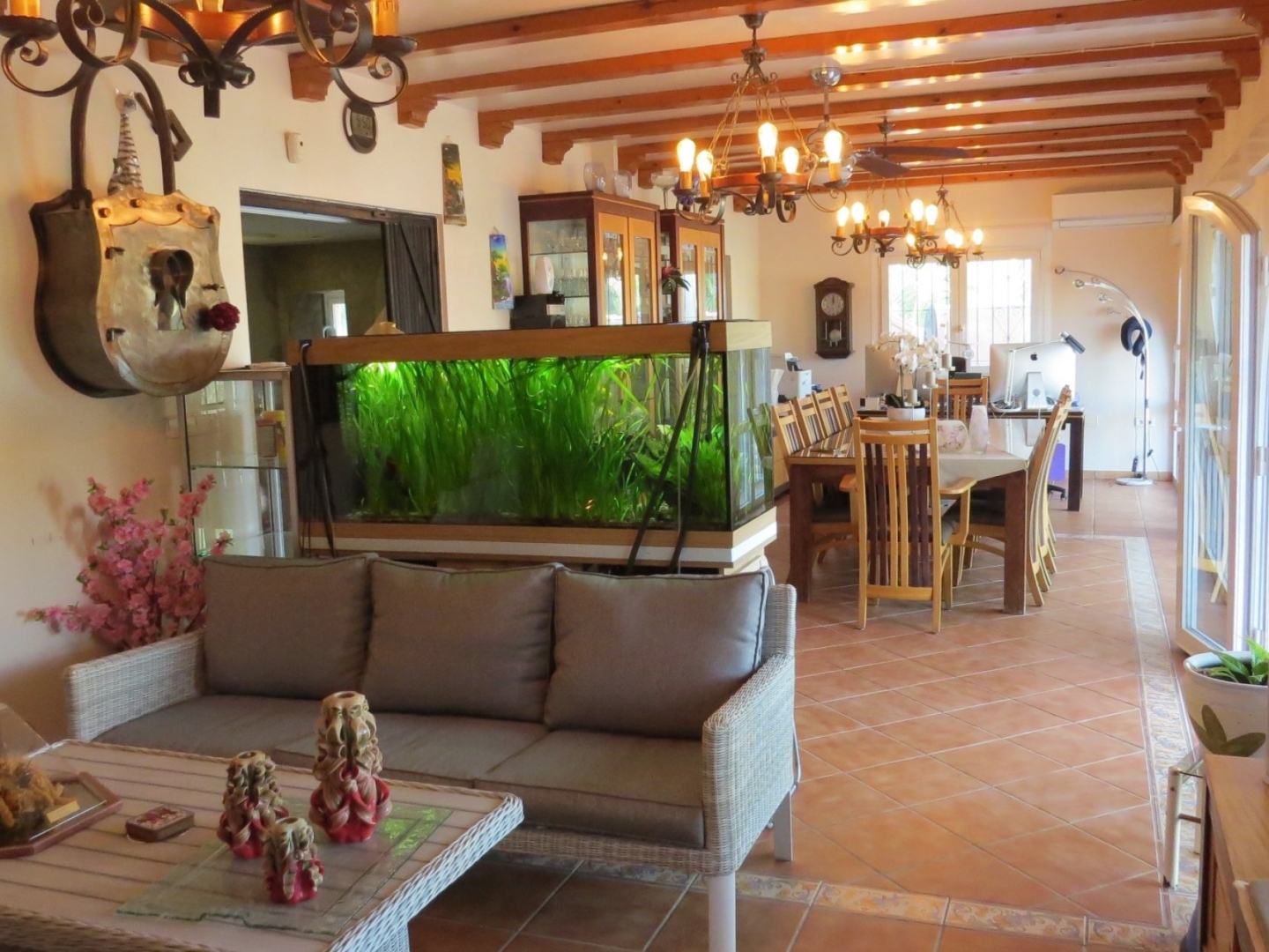 Resale - Alicante. Fantastic villa with heated pool and solar panel system. Walking distance to two villages. Costa Blanca south. Ciudad Quesada, Torrevieja, Guardamar, Rojales, Daya Vieja, Daya Nueva, La Marina. - Daya Vieja - Alicante Resale - Alicante. Fantastic villa with heated pool and solar panel system. Walking distance to two villages. Costa Blanca south. Ciudad Quesada, Torrevieja, Guardamar, Rojales, Daya Vieja, Daya Nueva, La Marina. - Daya Vieja - Alicante