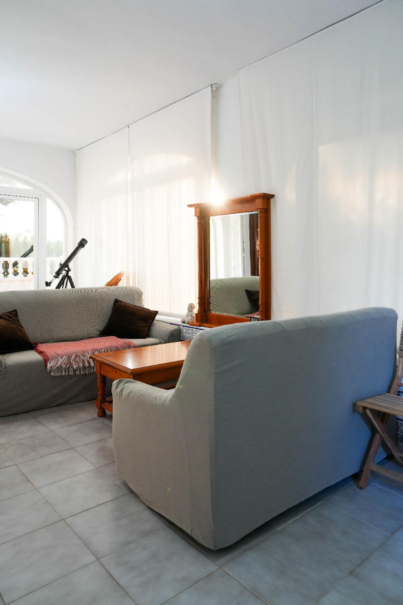 Resale - 3 Bedroom 2 Bathroom Villa in Orihuela Costa - Cabo Roig - Alicante Resale - 3 Bedroom 2 Bathroom Villa in Orihuela Costa - Cabo Roig - Alicante