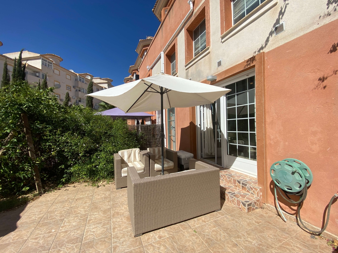 Resale - 4 bedroom, 4 bathroom villa with private pool. - Villamartin, Orihuela Costa - Alicante Resale - 4 bedroom, 4 bathroom villa with private pool. - Villamartin, Orihuela Costa - Alicante
