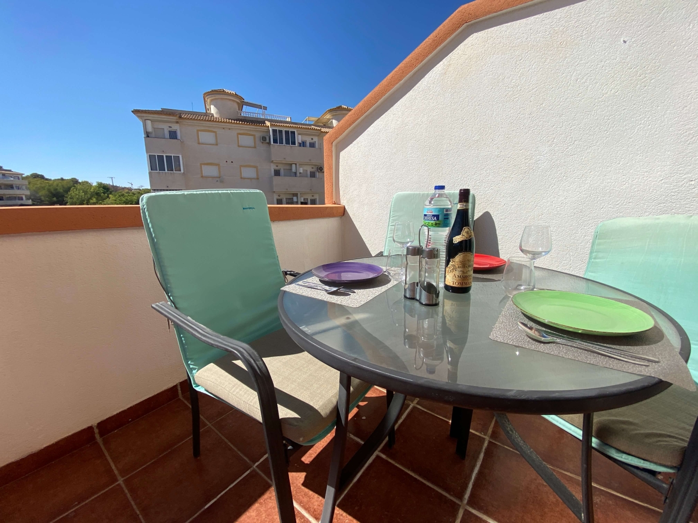 Resale - 4 bedroom, 4 bathroom villa with private pool. - Villamartin, Orihuela Costa - Alicante Resale - 4 bedroom, 4 bathroom villa with private pool. - Villamartin, Orihuela Costa - Alicante