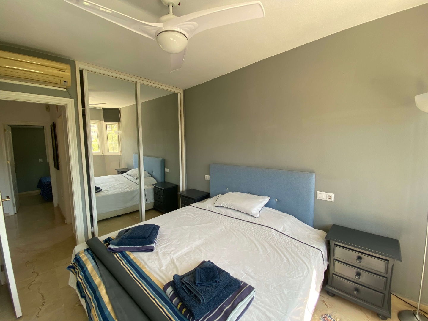 Resale - 4 bedroom, 4 bathroom villa with private pool. - Villamartin, Orihuela Costa - Alicante Resale - 4 bedroom, 4 bathroom villa with private pool. - Villamartin, Orihuela Costa - Alicante