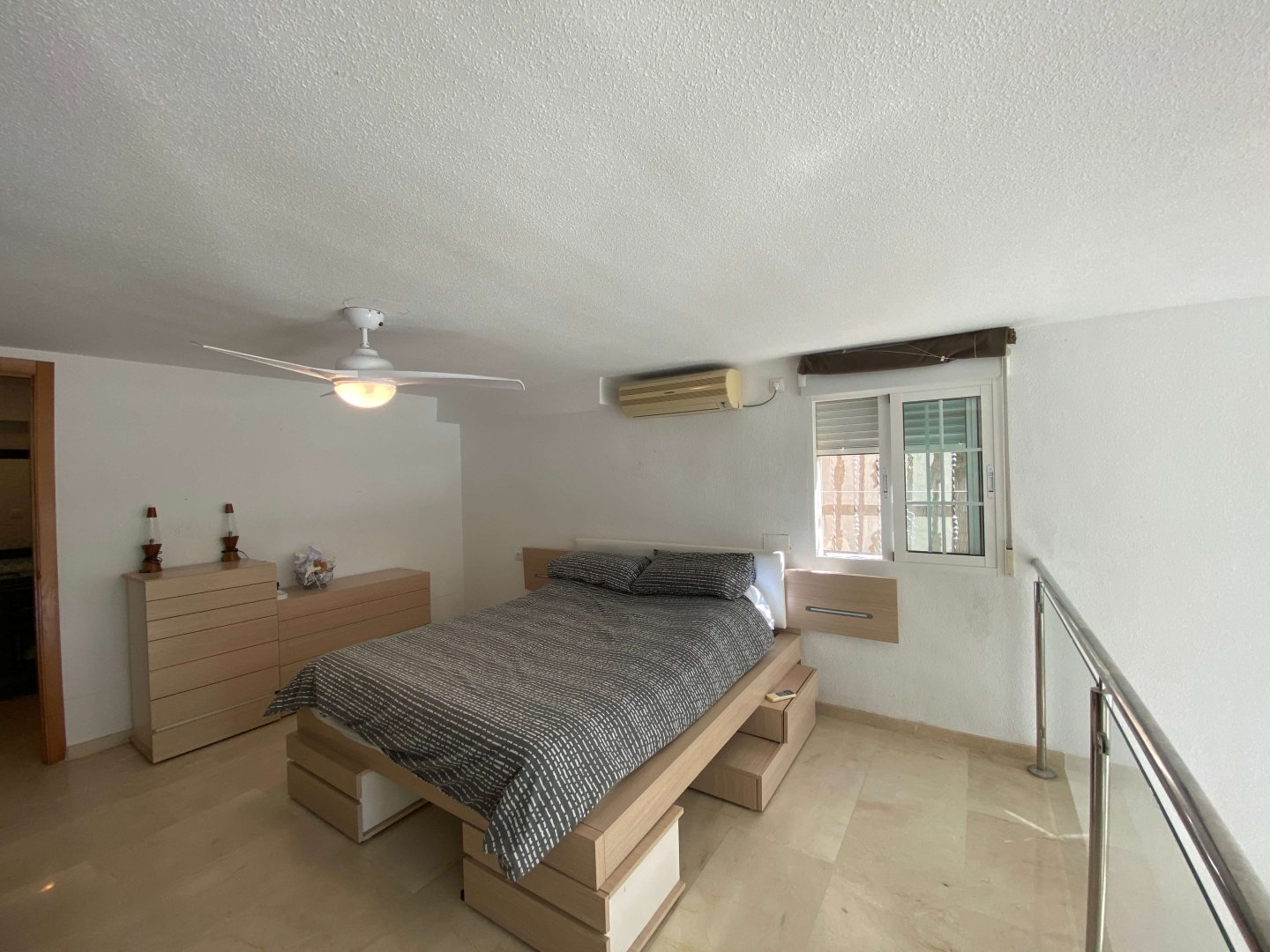 Resale - 4 bedroom, 4 bathroom villa with private pool. - Villamartin, Orihuela Costa - Alicante Resale - 4 bedroom, 4 bathroom villa with private pool. - Villamartin, Orihuela Costa - Alicante