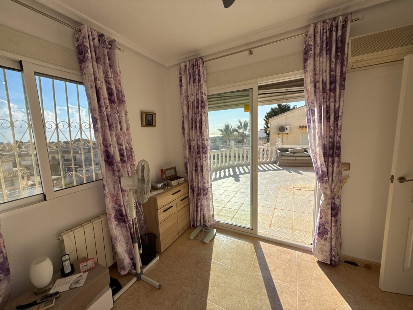 Resale - Villa in Villamartin with sea views. - El presidente, Villamartin - Alicante Resale - Villa in Villamartin with sea views. - El presidente, Villamartin - Alicante