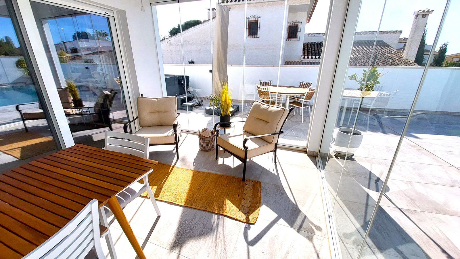 Resale - 3 Bedroom 4 Bathroom Villa in Orihuela Costa - Campoamor - Alicante Resale - 3 Bedroom 4 Bathroom Villa in Orihuela Costa - Campoamor - Alicante