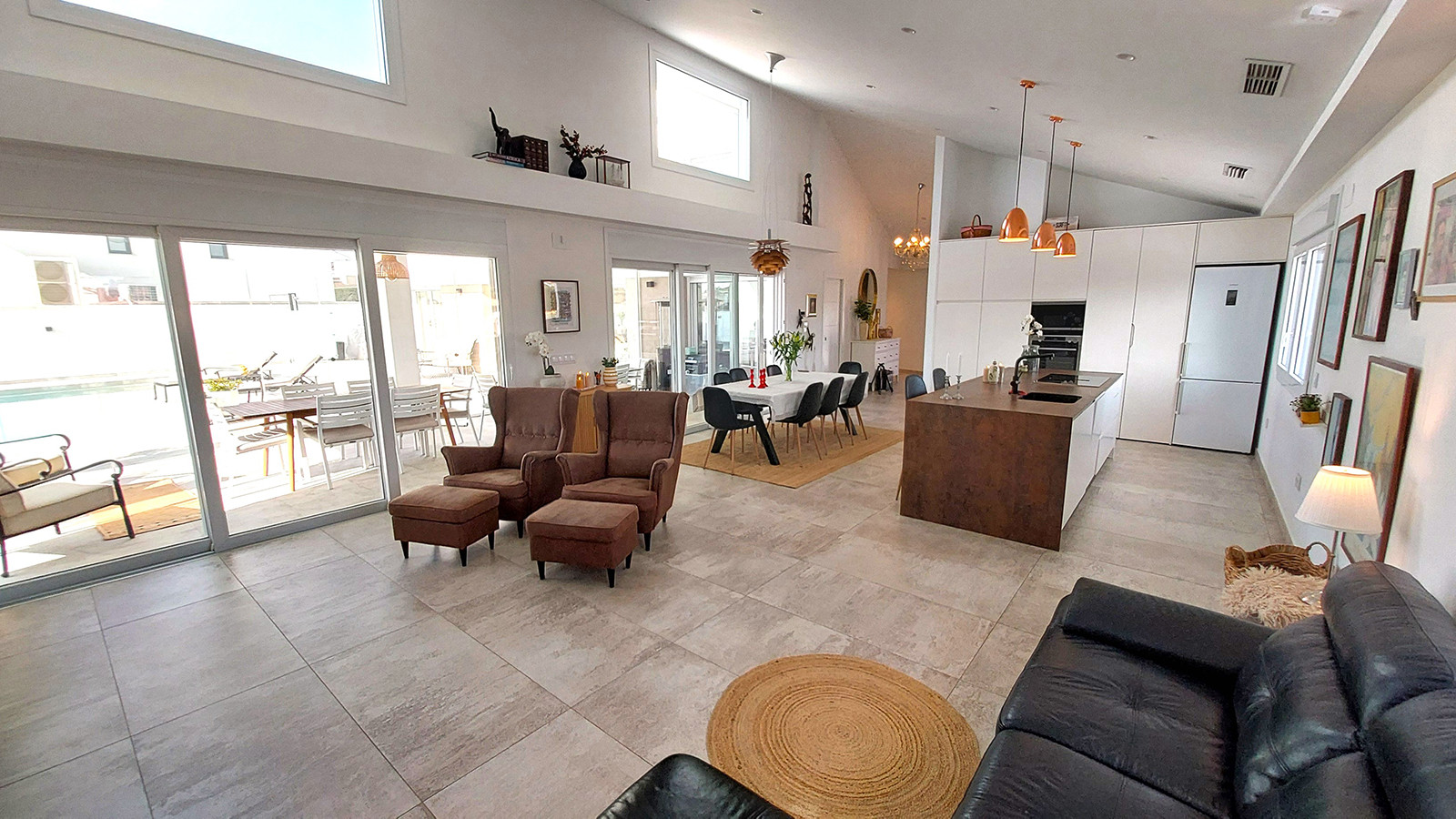 Resale - 3 Bedroom 4 Bathroom Villa in Orihuela Costa - Campoamor - Alicante Resale - 3 Bedroom 4 Bathroom Villa in Orihuela Costa - Campoamor - Alicante