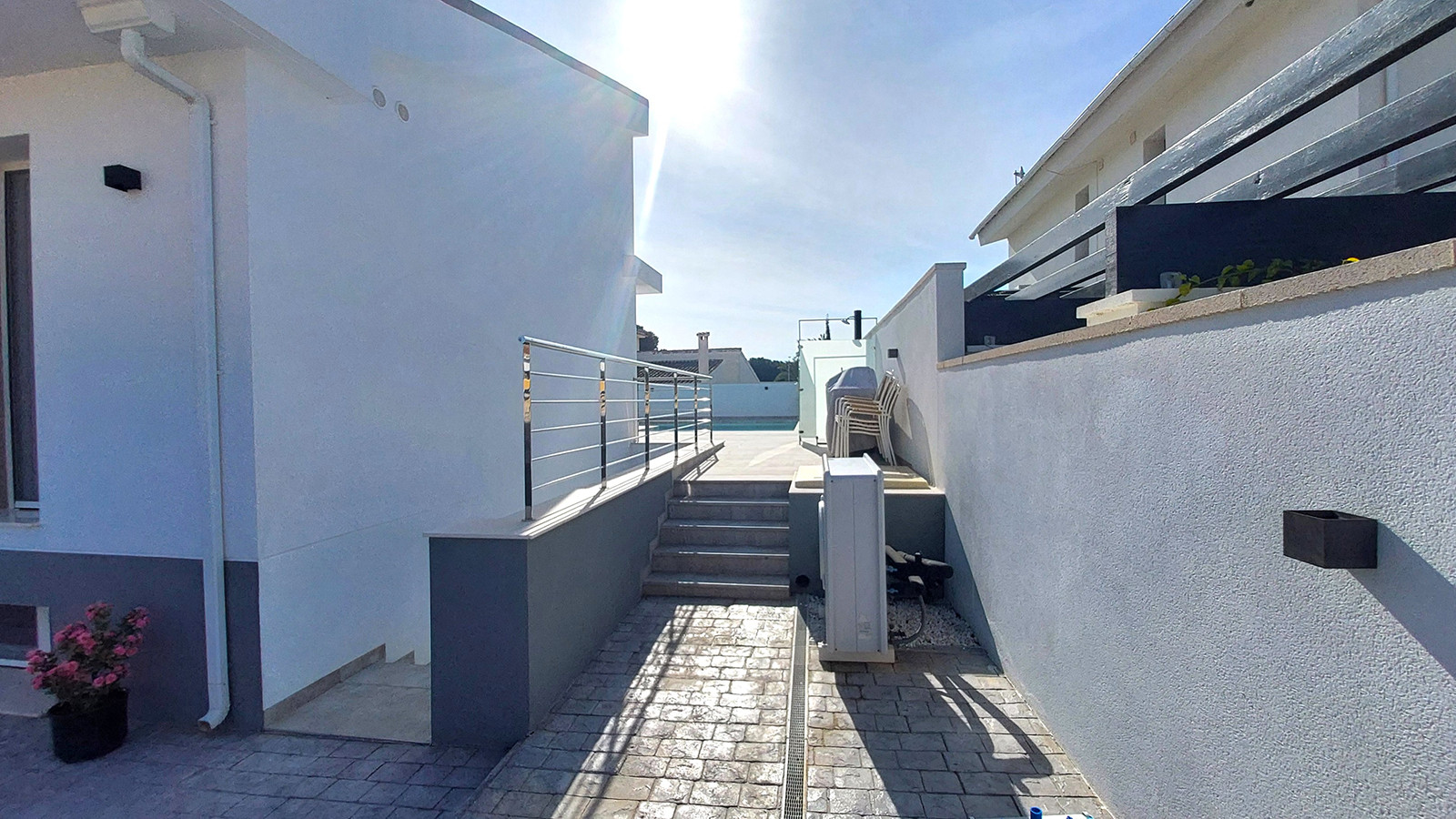 Resale - 3 Bedroom 4 Bathroom Villa in Orihuela Costa - Campoamor - Alicante Resale - 3 Bedroom 4 Bathroom Villa in Orihuela Costa - Campoamor - Alicante