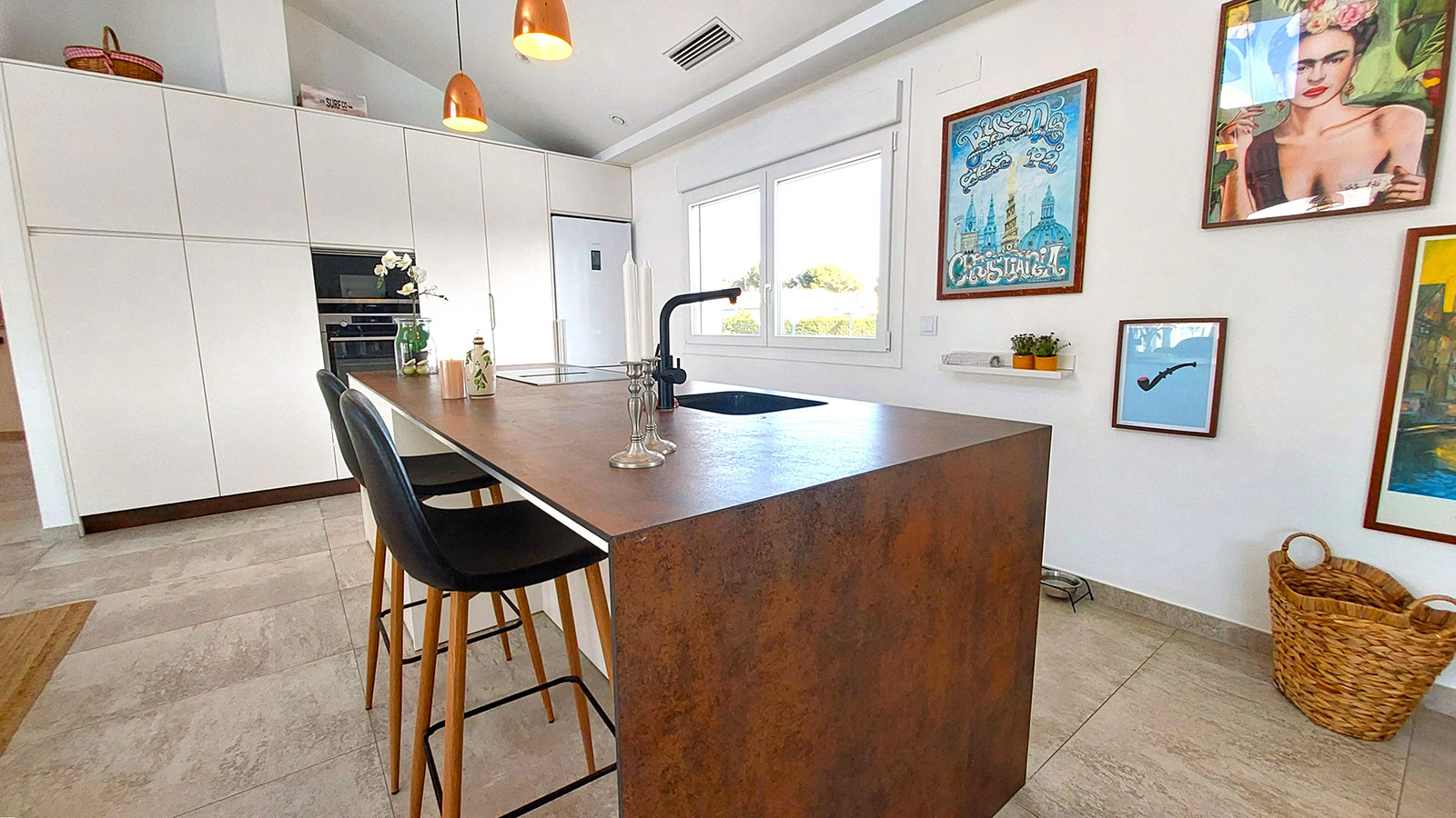 Resale - 3 Bedroom 4 Bathroom Villa in Orihuela Costa - Campoamor - Alicante Resale - 3 Bedroom 4 Bathroom Villa in Orihuela Costa - Campoamor - Alicante