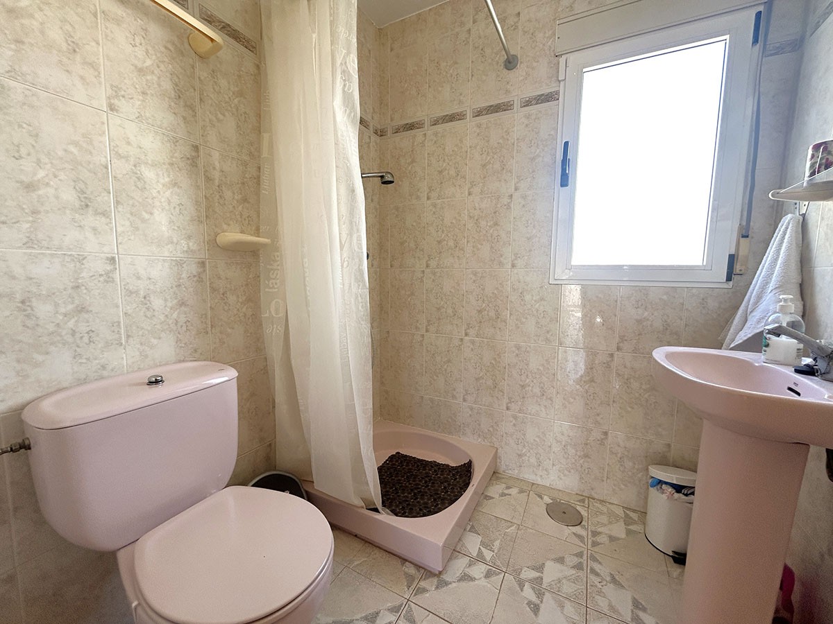 Resale - 3 Bedroom 2 Bathroom Villa in Orihuela Costa - Cabo Roig - Alicante Resale - 3 Bedroom 2 Bathroom Villa in Orihuela Costa - Cabo Roig - Alicante