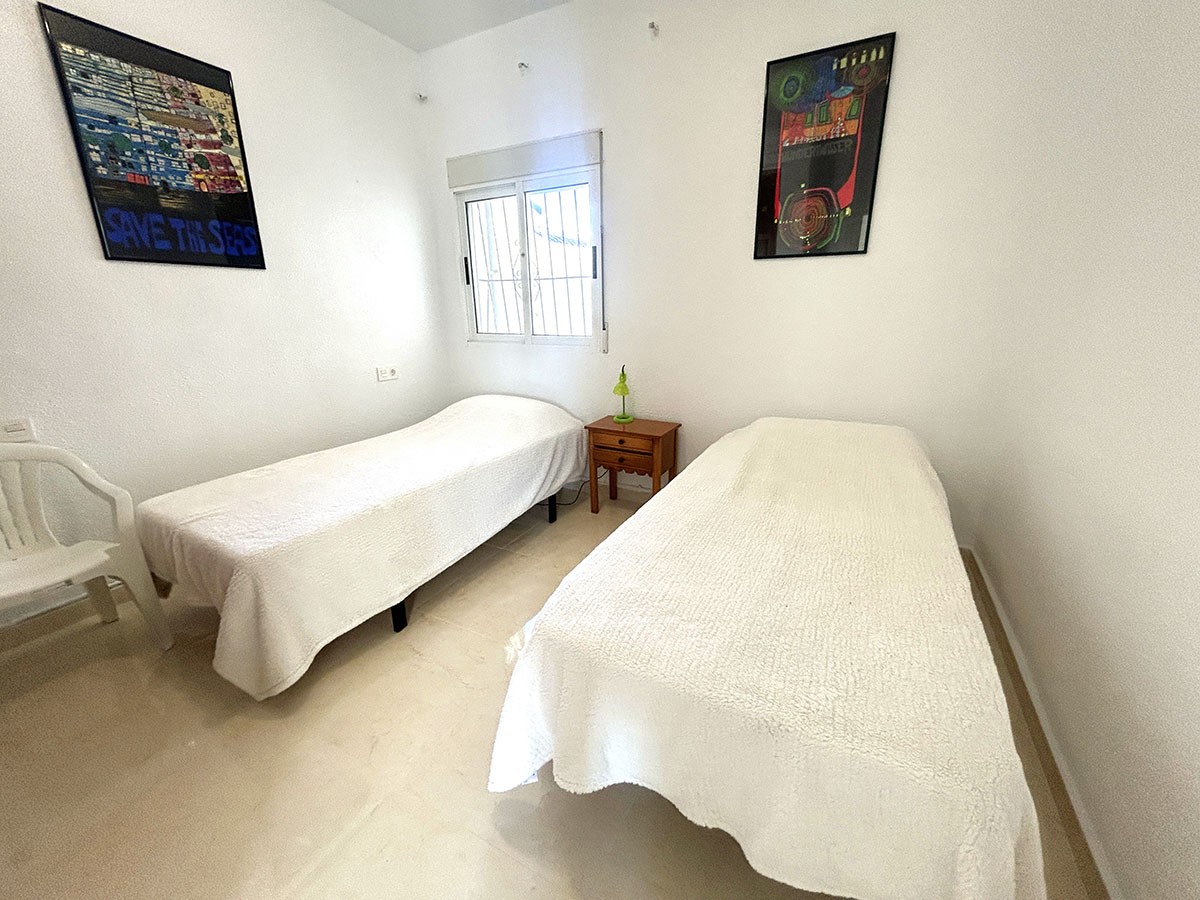 Resale - 3 Bedroom 2 Bathroom Villa in Orihuela Costa - Cabo Roig - Alicante Resale - 3 Bedroom 2 Bathroom Villa in Orihuela Costa - Cabo Roig - Alicante