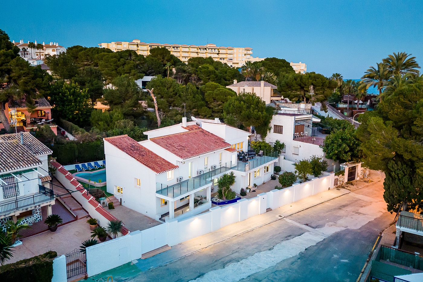 11 Bedroom 8 Bathroom Villa in Orihuela Costa