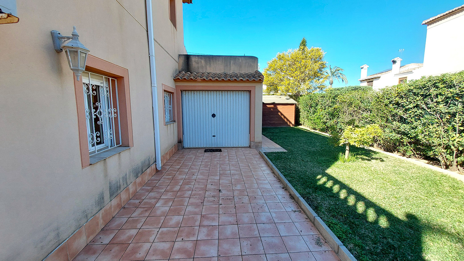 Resale - 7 Bedroom 4 Bathroom Villa in Orihuela Costa - Cabo Roig - Alicante Resale - 7 Bedroom 4 Bathroom Villa in Orihuela Costa - Cabo Roig - Alicante