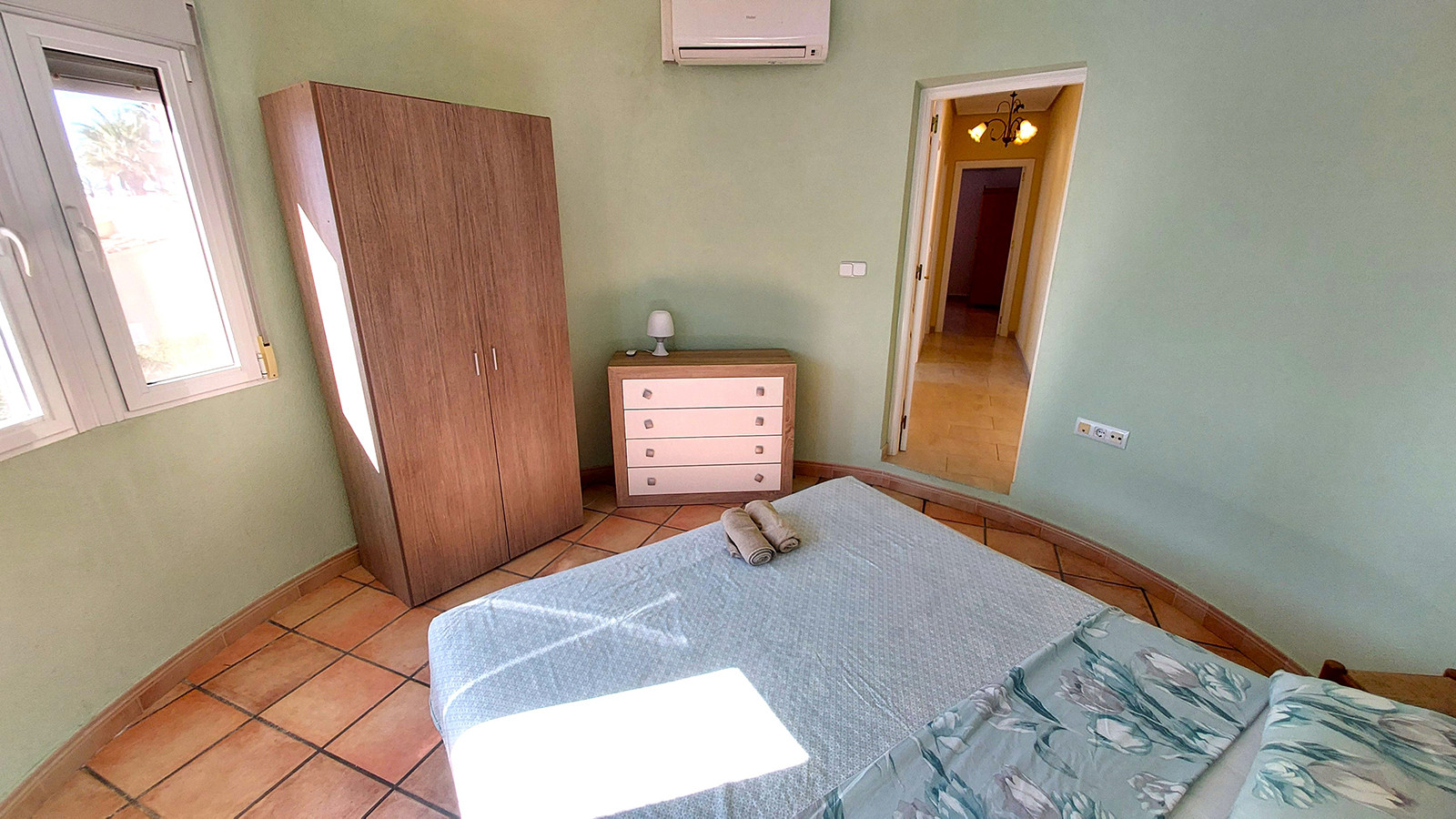 Resale - 7 Bedroom 4 Bathroom Villa in Orihuela Costa - Cabo Roig - Alicante Resale - 7 Bedroom 4 Bathroom Villa in Orihuela Costa - Cabo Roig - Alicante