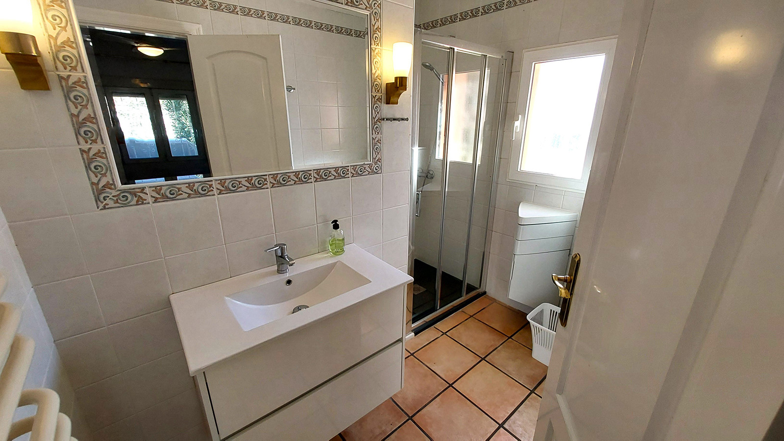 Resale - 7 Bedroom 4 Bathroom Villa in Orihuela Costa - Cabo Roig - Alicante Resale - 7 Bedroom 4 Bathroom Villa in Orihuela Costa - Cabo Roig - Alicante