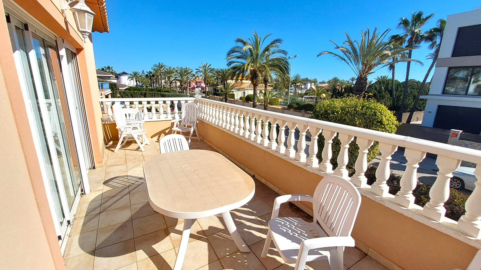 Resale - 7 Bedroom 4 Bathroom Villa in Orihuela Costa - Cabo Roig - Alicante Resale - 7 Bedroom 4 Bathroom Villa in Orihuela Costa - Cabo Roig - Alicante