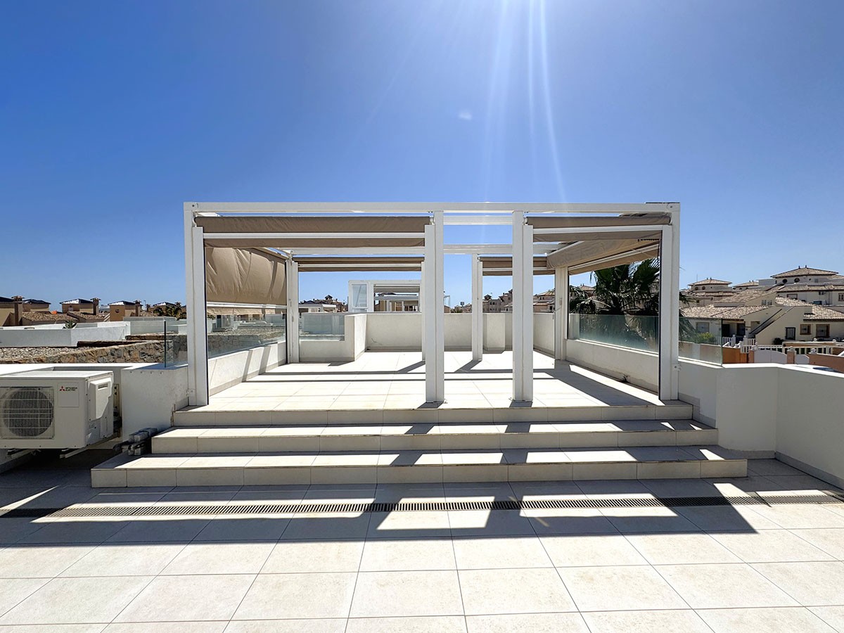 Resale - 2 Bedroom 2 Bathroom Villa in Orihuela Costa - Lomas de Cabo Roig - Alicante Resale - 2 Bedroom 2 Bathroom Villa in Orihuela Costa - Lomas de Cabo Roig - Alicante