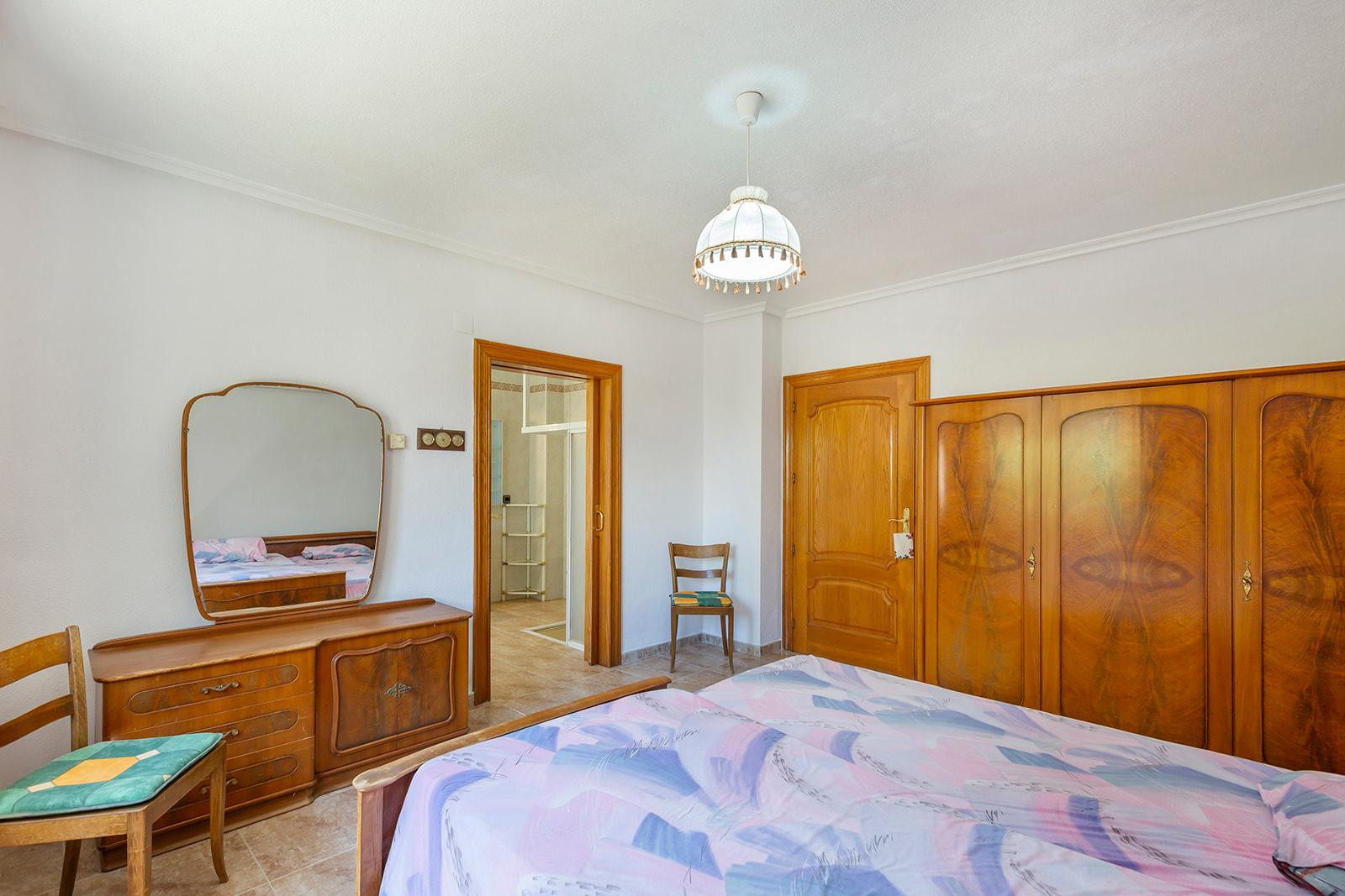 Resale - 6 Bedroom 4 Bathroom Villa in Orihuela Costa - Cabo Roig - Alicante Resale - 6 Bedroom 4 Bathroom Villa in Orihuela Costa - Cabo Roig - Alicante