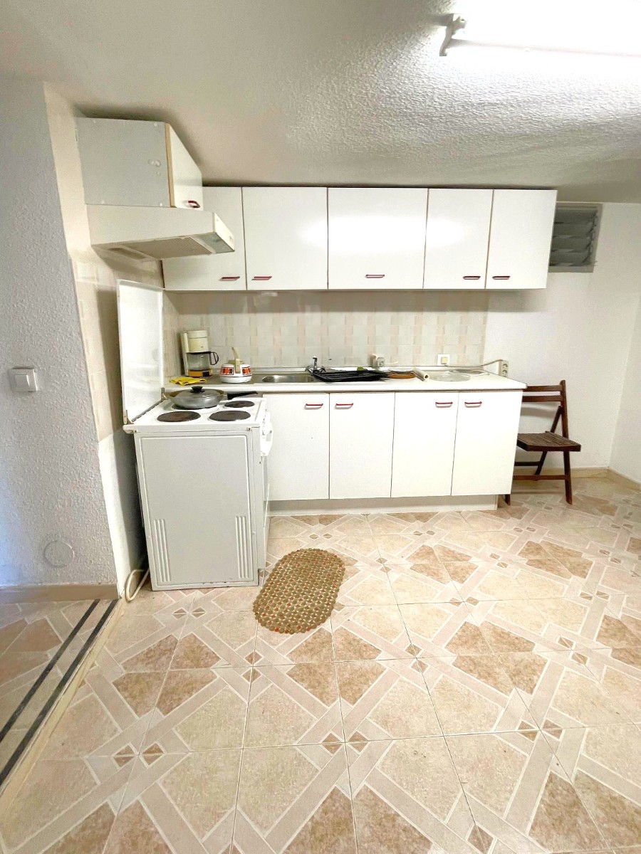 Resale - 4 Bedroom 3 Bathroom Villa in Orihuela Costa - La Zenia - Alicante