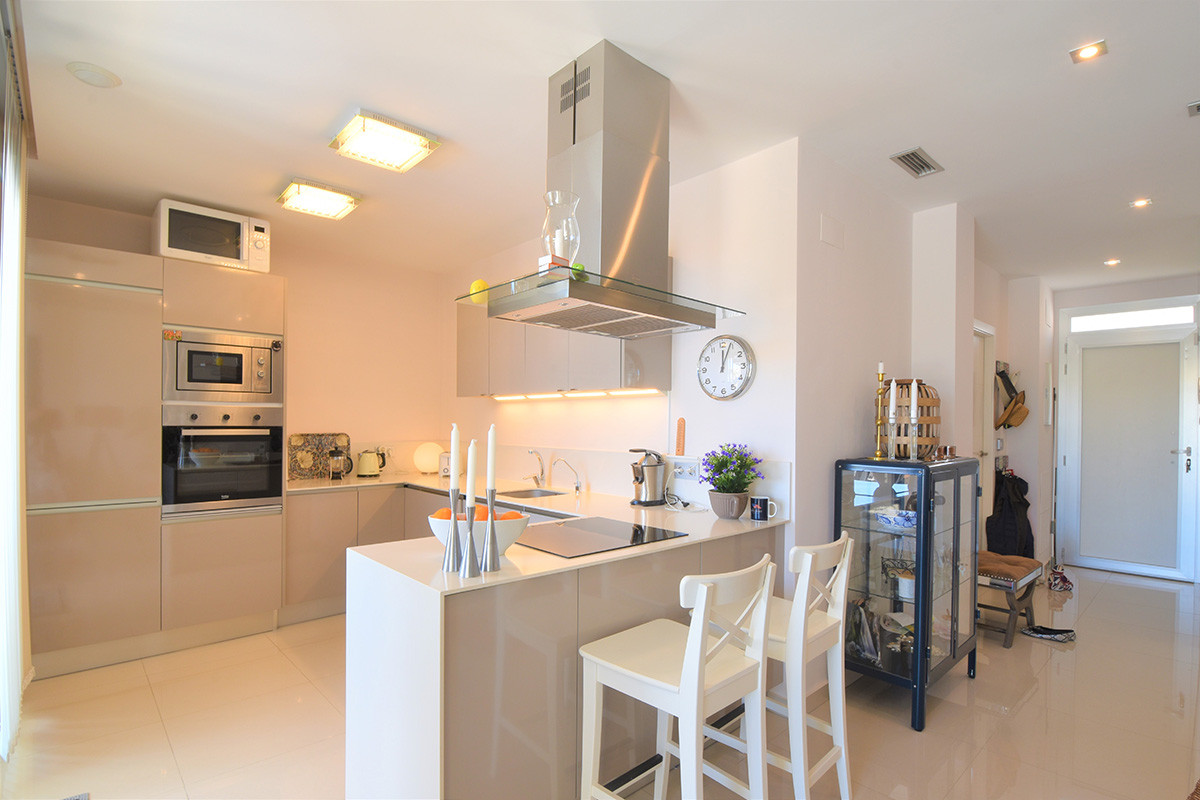 Sold - 3 Bedroom 4 Bathroom Villa in Orihuela Costa - Villamartin - Alicante