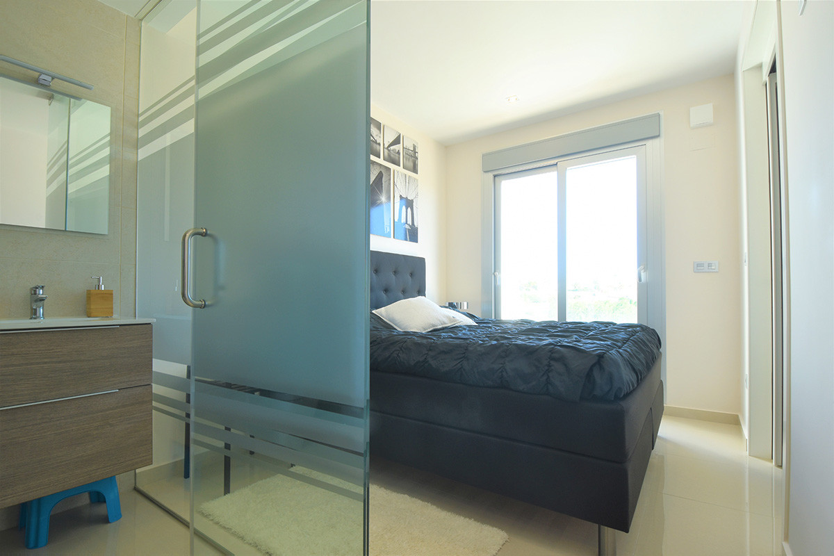 Sold - 3 Bedroom 4 Bathroom Villa in Orihuela Costa - Villamartin - Alicante