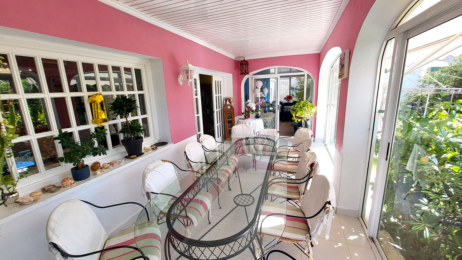 Resale - 6 Bedroom 3 Bathroom Villa in Orihuela Costa - Campoamor - Alicante