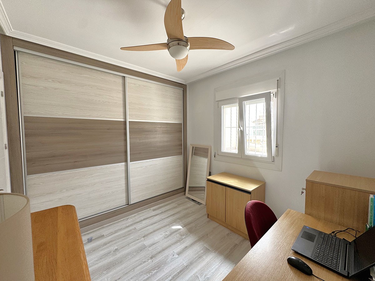 Resale - 2 Bedroom 2 Bathroom Villa in Orihuela Costa - Lomas de Cabo Roig - Alicante