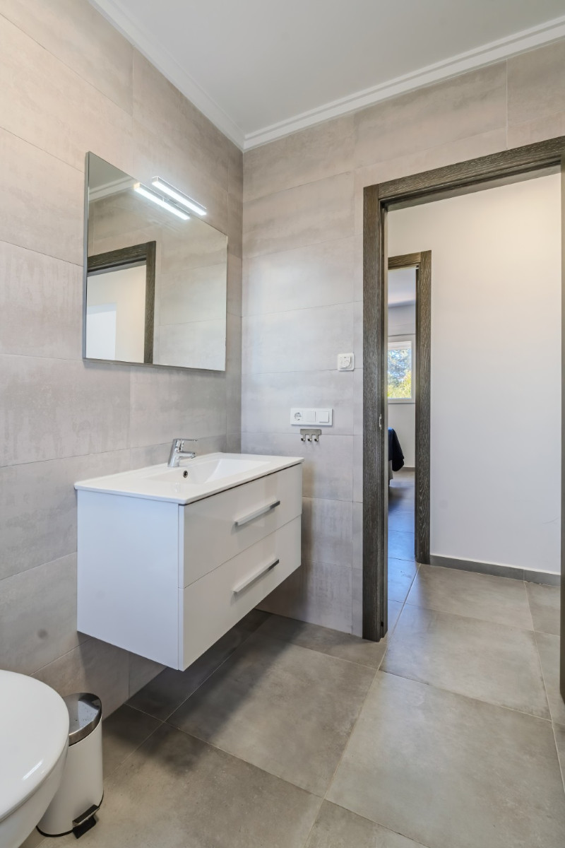 Resale - 5 Bedroom 4 Bathroom Villa in Orihuela Costa - Cabo Roig - Alicante