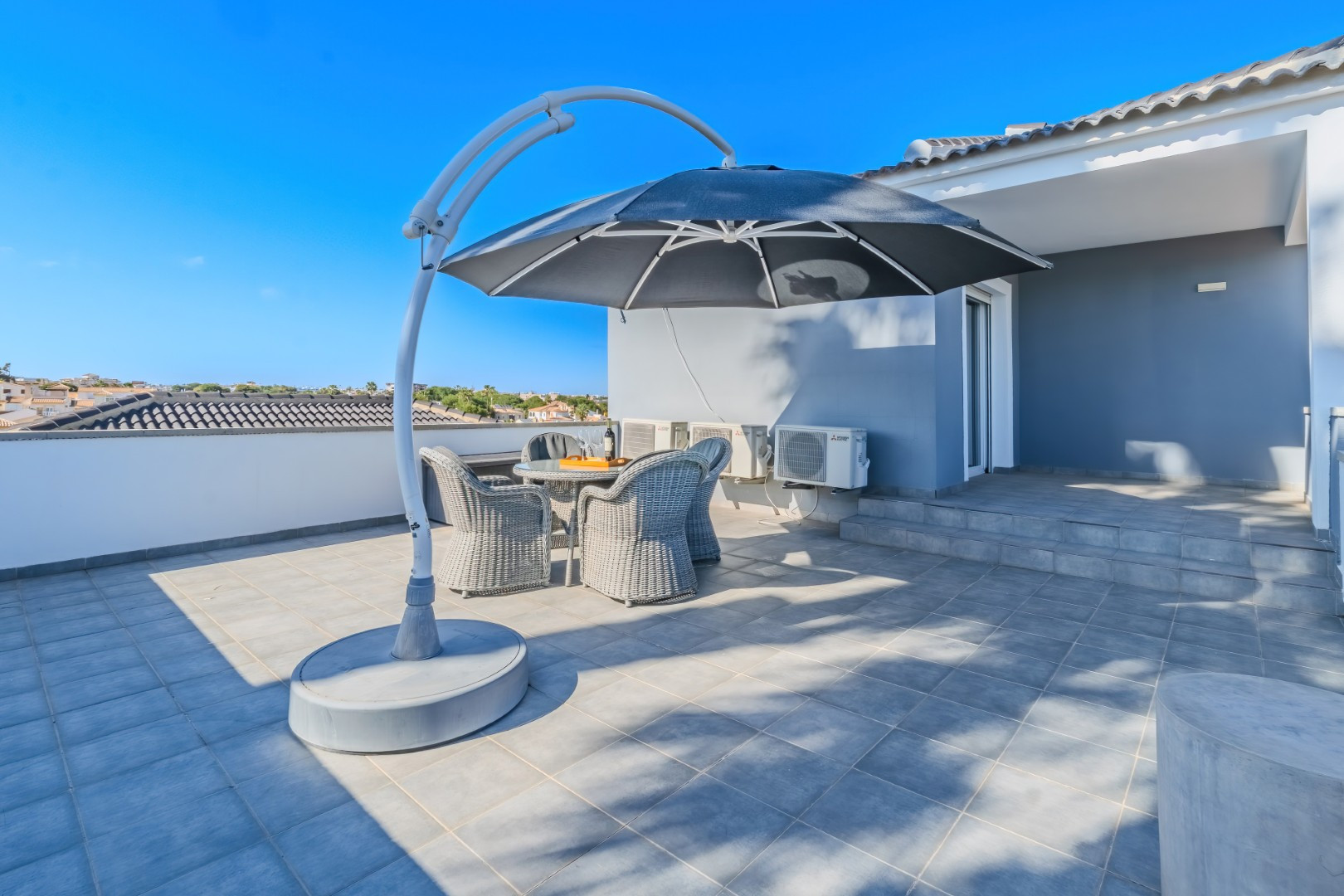 Resale - 5 Bedroom 4 Bathroom Villa in Orihuela Costa - Cabo Roig - Alicante