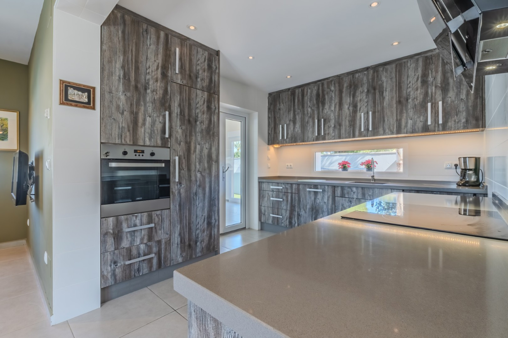 Resale - 5 Bedroom 4 Bathroom Villa in Orihuela Costa - Cabo Roig - Alicante