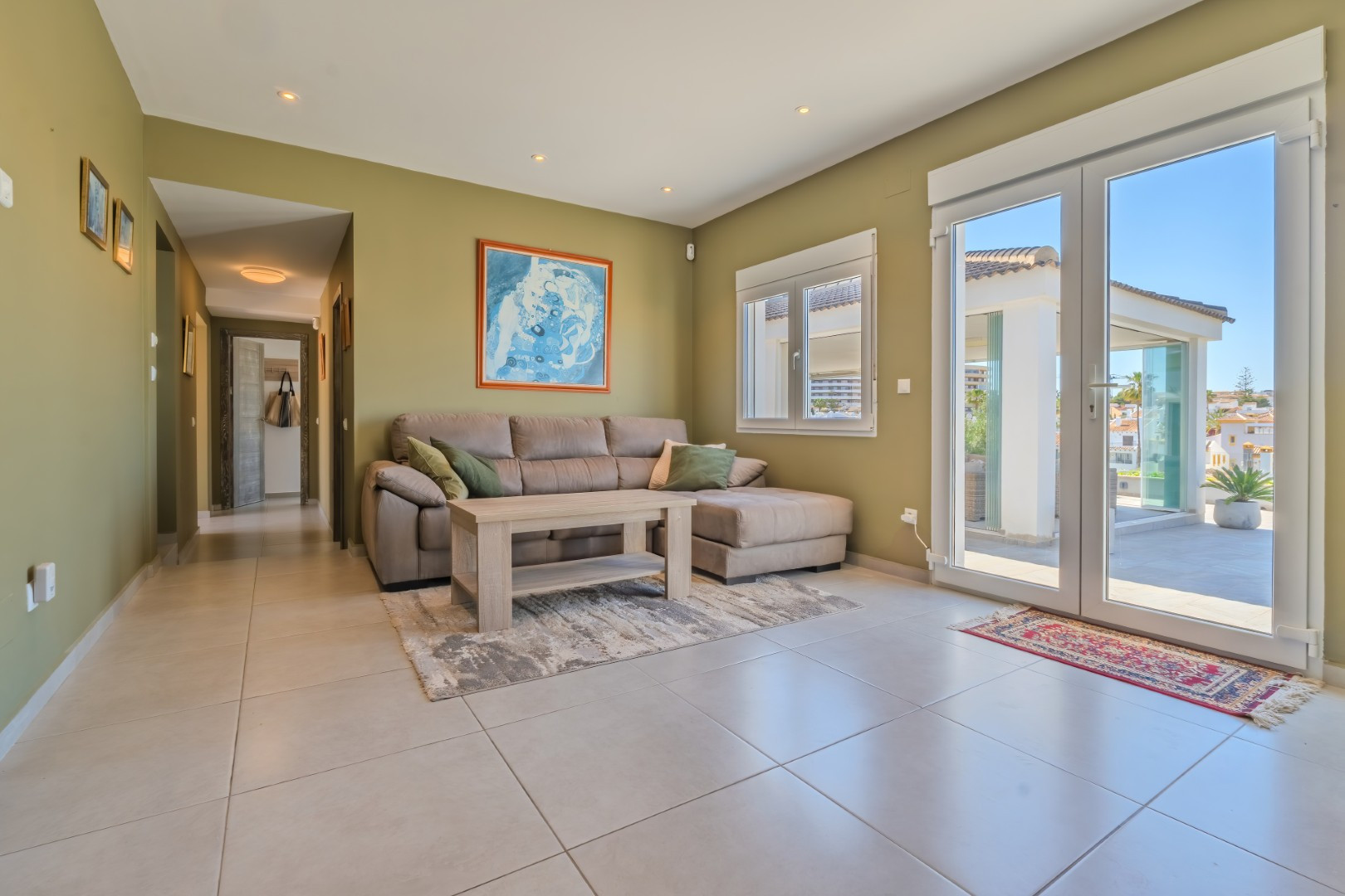 Resale - 5 Bedroom 4 Bathroom Villa in Orihuela Costa - Cabo Roig - Alicante