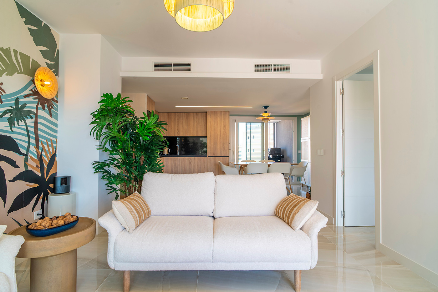 Resale - 3 Bedroom 2 Bathroom Flat / Apartment in Orihuela Costa - Punta Prima - Alicante