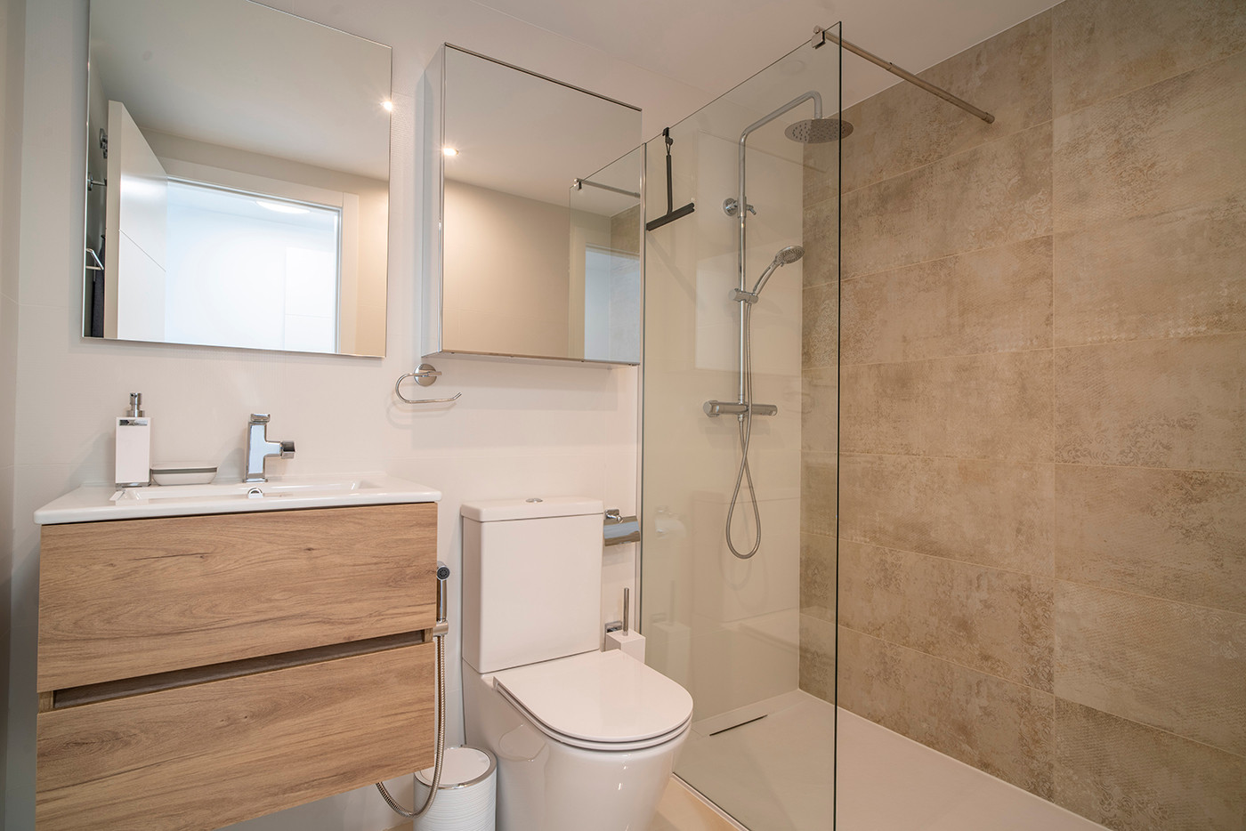 Resale - 3 Bedroom 2 Bathroom Flat / Apartment in Orihuela Costa - Punta Prima - Alicante