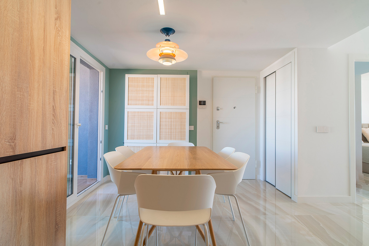 Resale - 3 Bedroom 2 Bathroom Flat / Apartment in Orihuela Costa - Punta Prima - Alicante