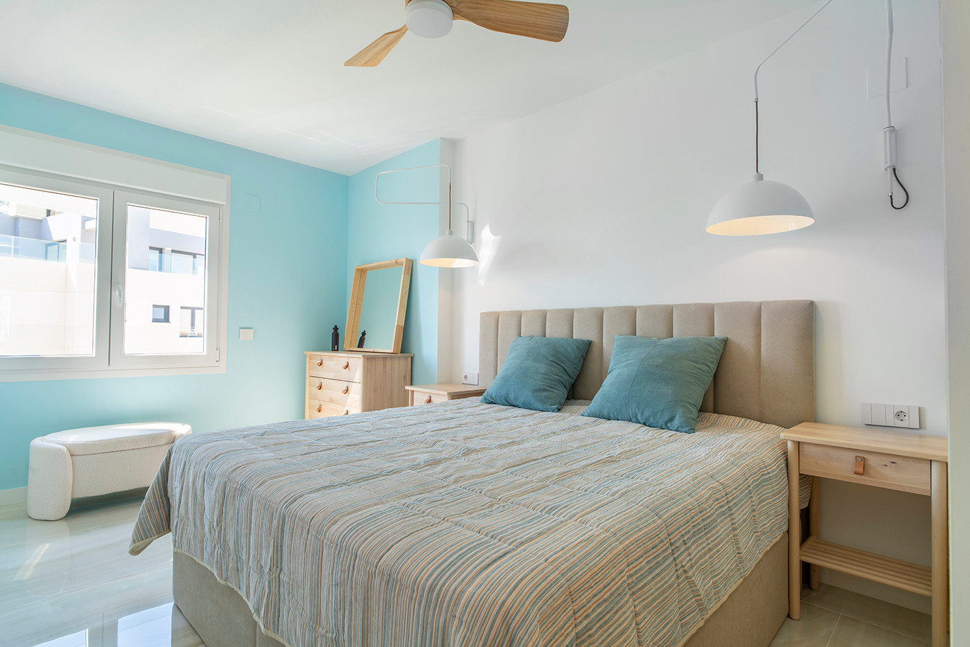 Resale - 3 Bedroom 2 Bathroom Flat / Apartment in Orihuela Costa - Punta Prima - Alicante