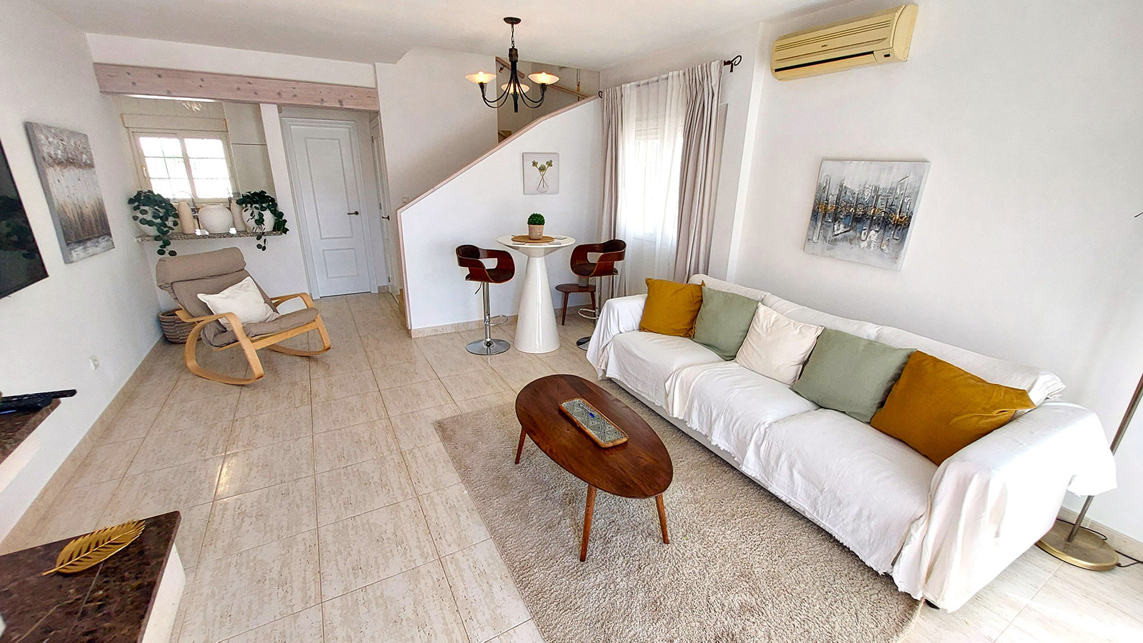 Resale - 3 Bedroom 3 Bathroom Villa in Orihuela Costa - Cabo Roig - Alicante