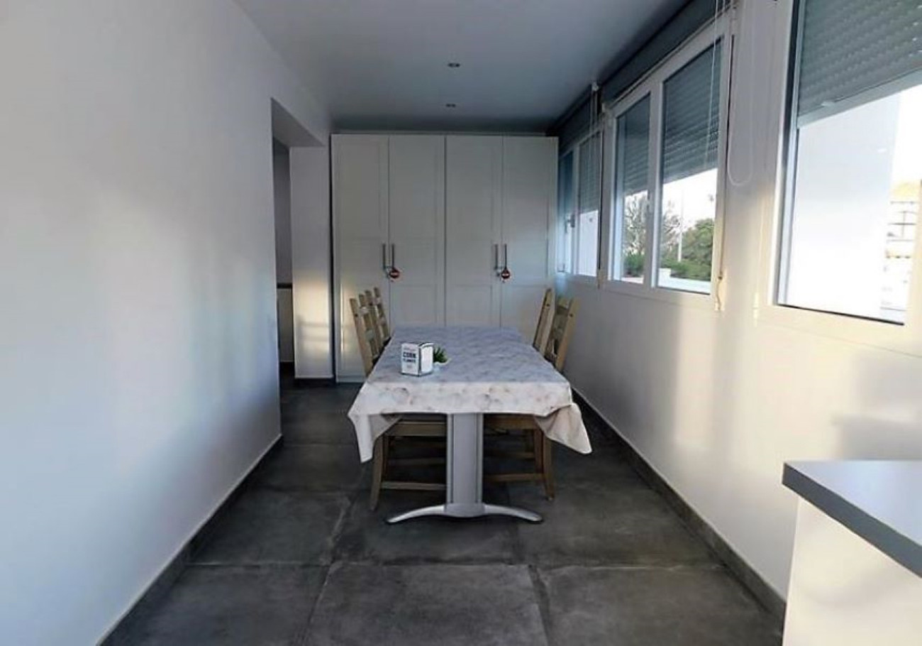 Resale - 6 Bedroom 5 Bathroom Villa in Orihuela Costa - La Zenia - Alicante