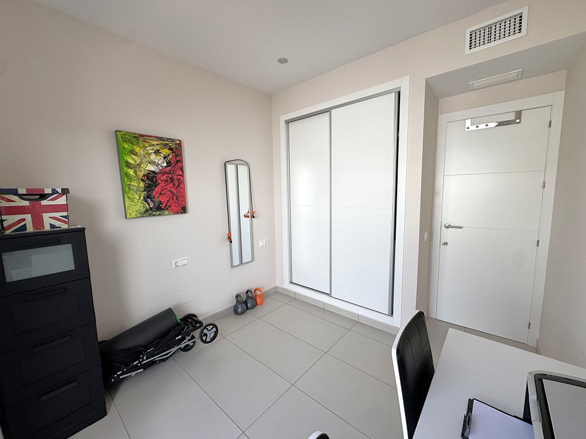 Resale - 3 Bedroom 2 Bathroom Villa in Orihuela Costa - Lomas de Cabo Roig - Alicante