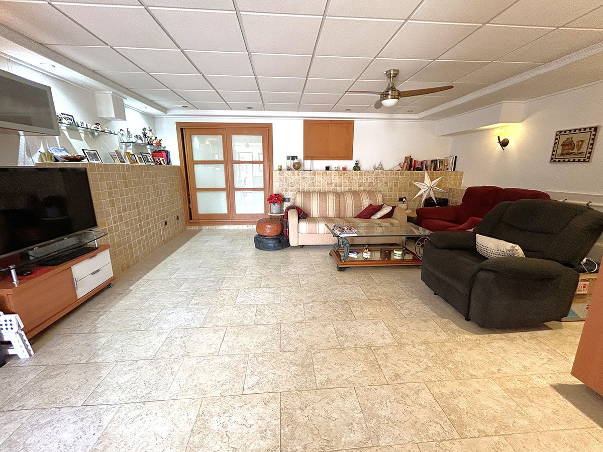 Resale - 3 Bedroom 3 Bathroom Townhouse in Orihuela Costa - Cabo Roig - Alicante