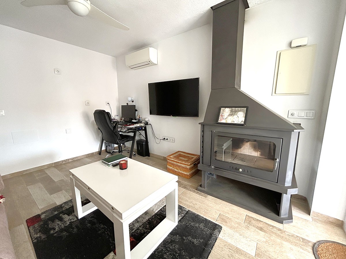 Resale - 3 Bedroom 3 Bathroom Townhouse in Orihuela Costa - Cabo Roig - Alicante