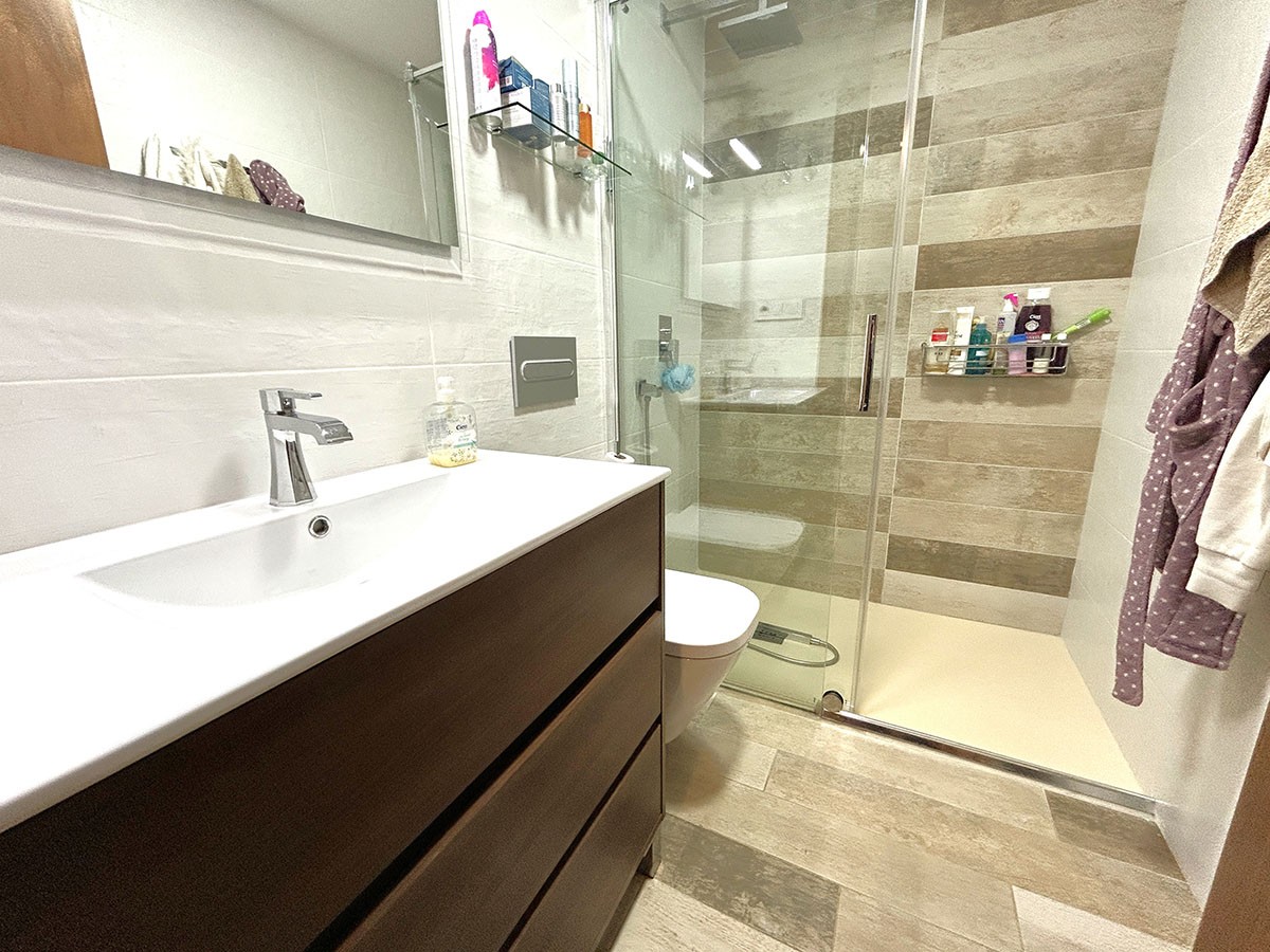 Resale - 3 Bedroom 3 Bathroom Townhouse in Orihuela Costa - Cabo Roig - Alicante