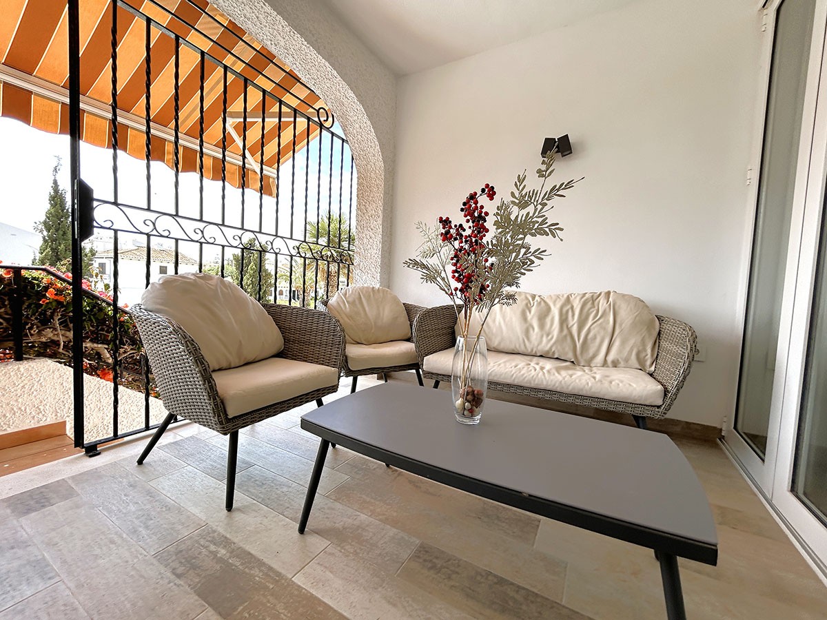 Resale - 3 Bedroom 3 Bathroom Townhouse in Orihuela Costa - Cabo Roig - Alicante