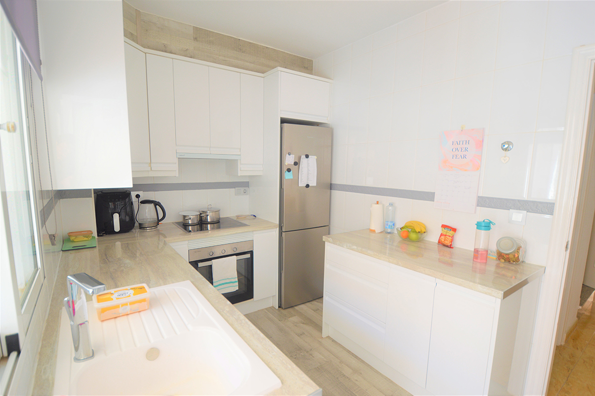 Resale - 3 Bedroom 3 Bathroom Townhouse in Orihuela Costa - Playa Flamenca - Alicante