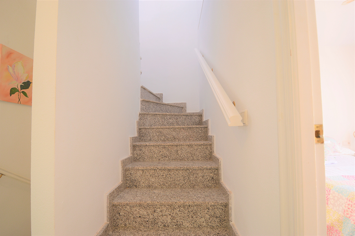 Resale - 3 Bedroom 3 Bathroom Townhouse in Orihuela Costa - Playa Flamenca - Alicante