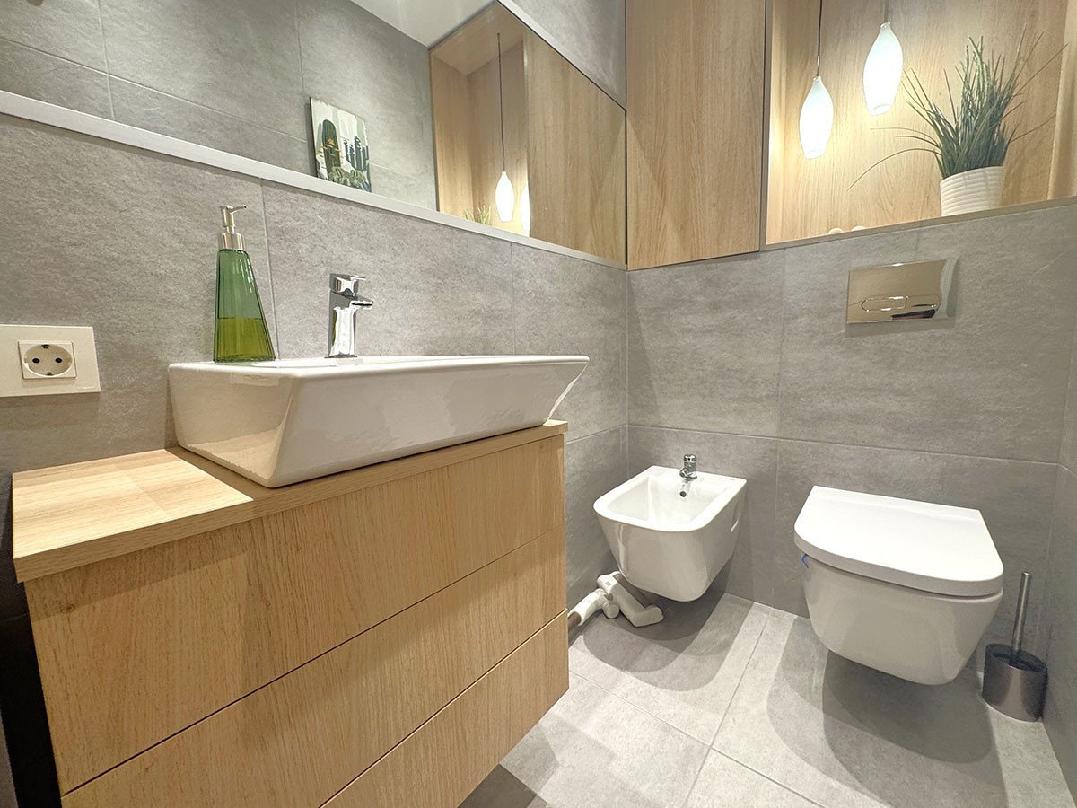 Resale - 3 Bedroom 2 Bathroom Villa in Orihuela Costa - La Zenia - Alicante