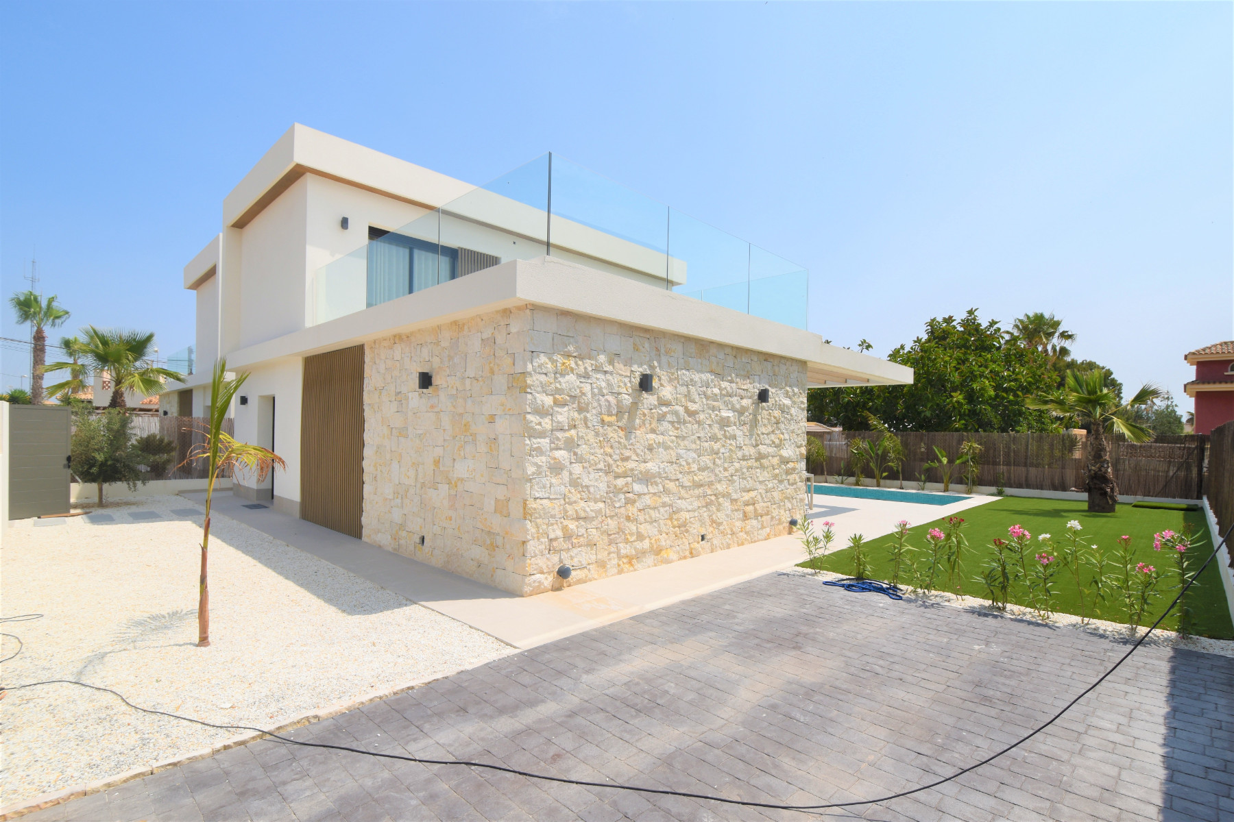Resale - 3 Bedroom 2 Bathroom Villa in Orihuela Costa - Lomas de Cabo Roig - Alicante